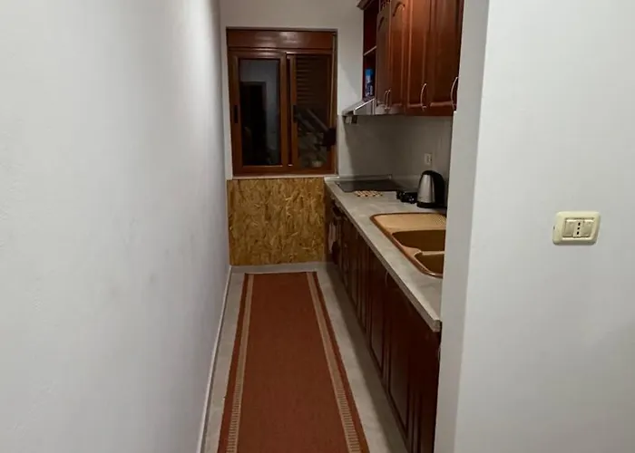 Cozy Flat * 地拉那